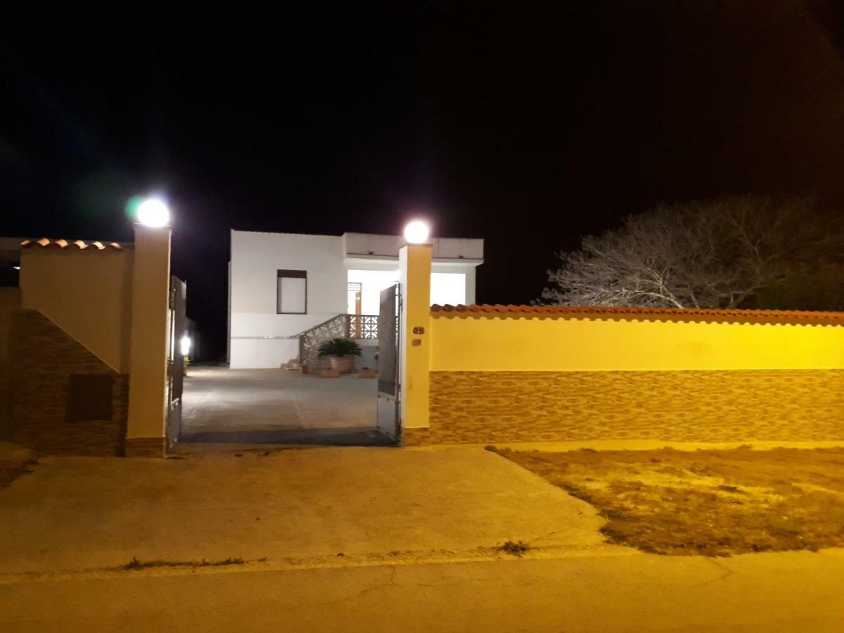 Villa Vacanze Giuseppe Мадзара дел Вало Екстериор снимка